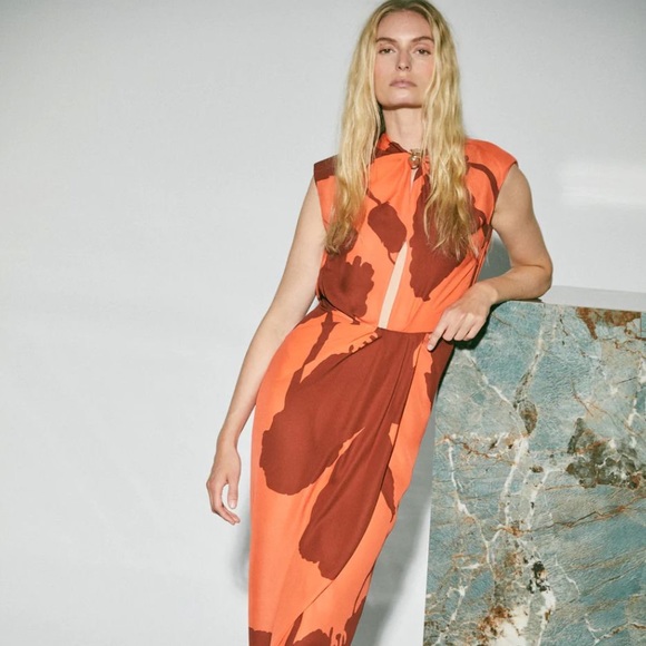 Johanna Ortiz Dresses & Skirts - Johanna Ortiz Orange and Brown Abstract Floral Maxi Dress